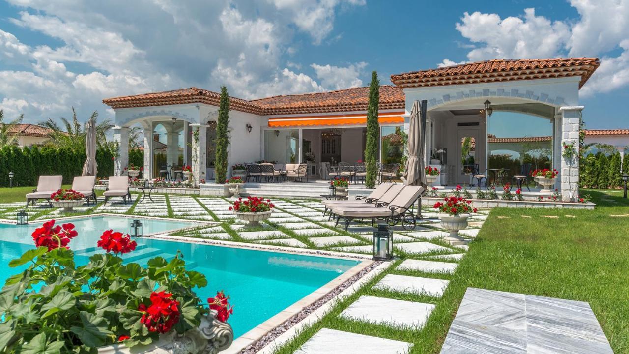 Eden Park Luxury Villas Napospart Kültér fotó