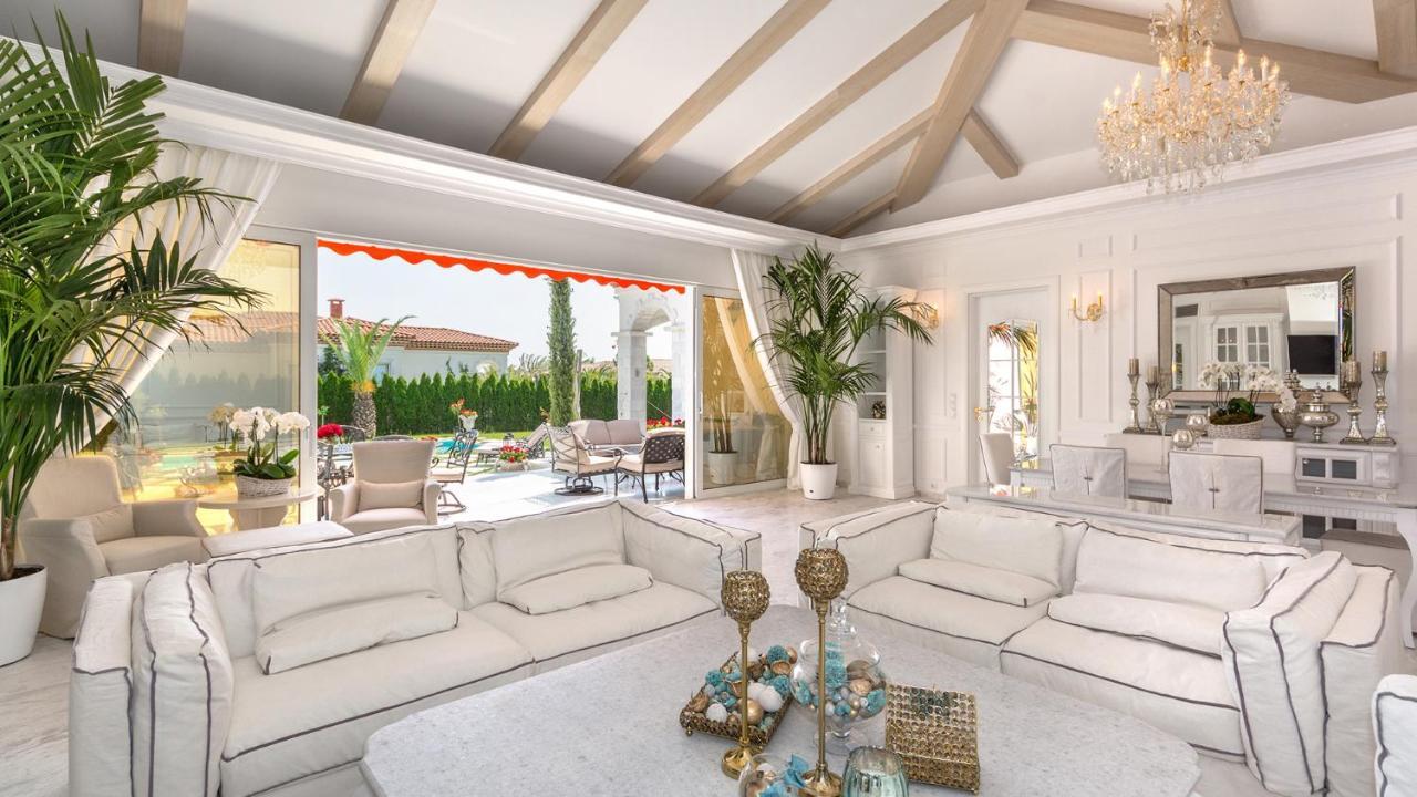 Eden Park Luxury Villas Napospart Kültér fotó