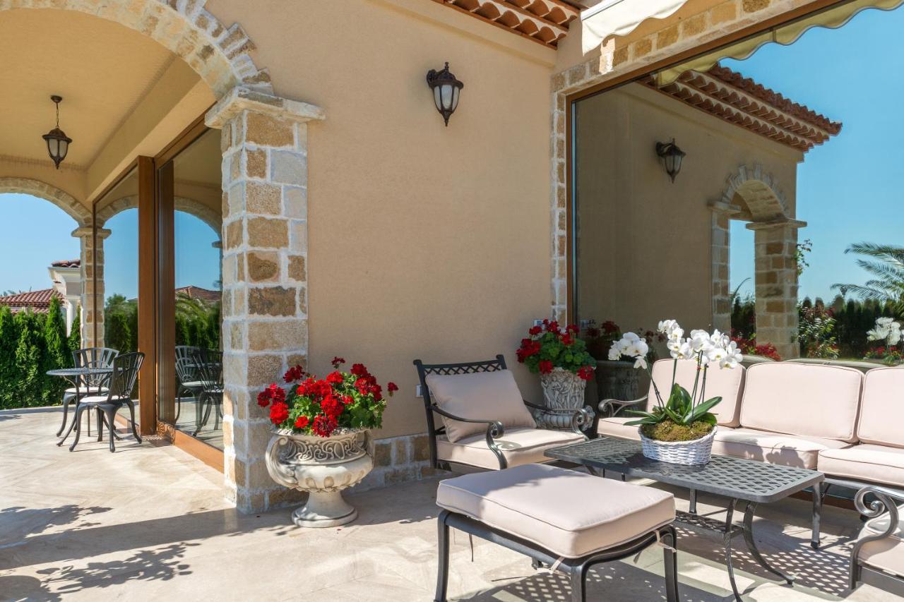 Eden Park Luxury Villas Napospart Kültér fotó