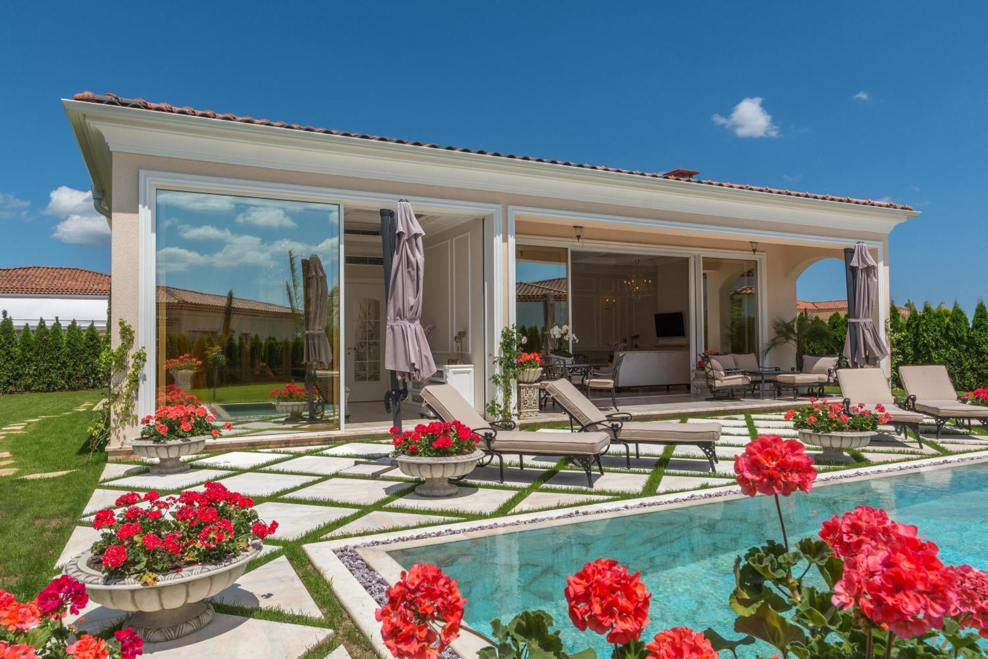 Eden Park Luxury Villas Napospart Szoba fotó