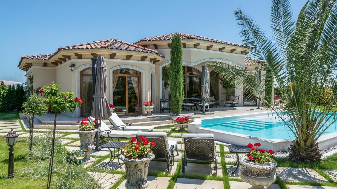 Eden Park Luxury Villas Napospart Kültér fotó